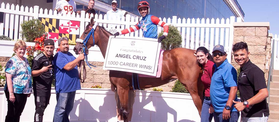 Cruz-1000th-Win
